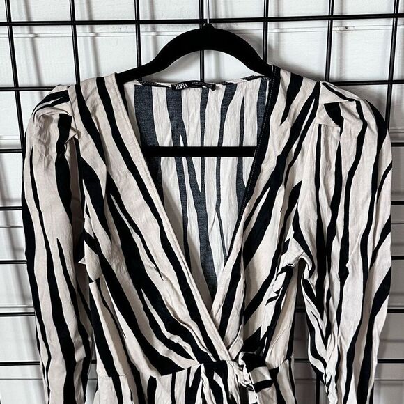 Zara‎ Zebra Print Wrap Around Romper Mini Dress Womens M Black Cream Boho - Picture 2 of 14